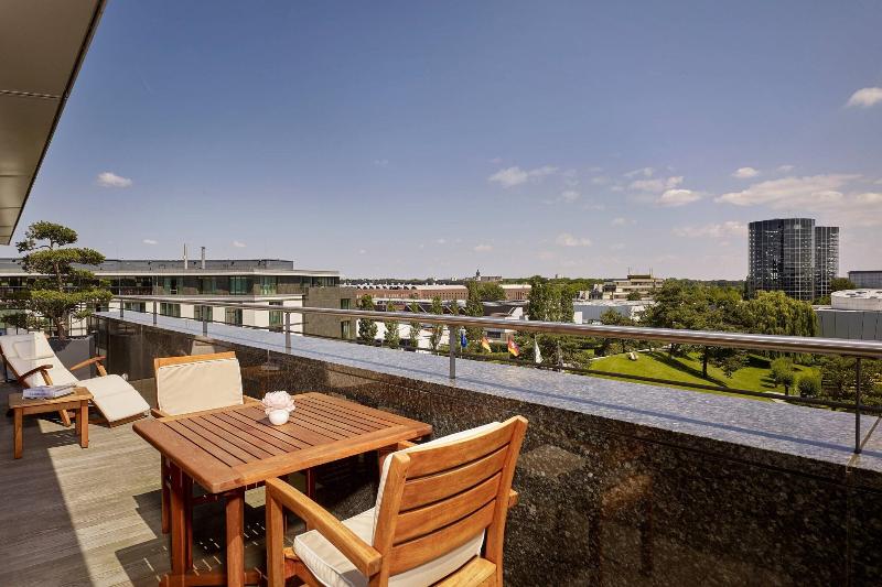 The Ritz-Carlton Wolfsburg - Oda