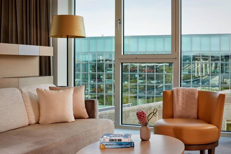 The Ritz-Carlton Wolfsburg - Oda