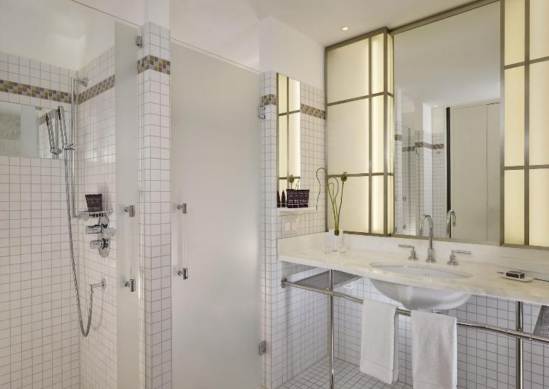 The Ritz-Carlton Wolfsburg - Oda