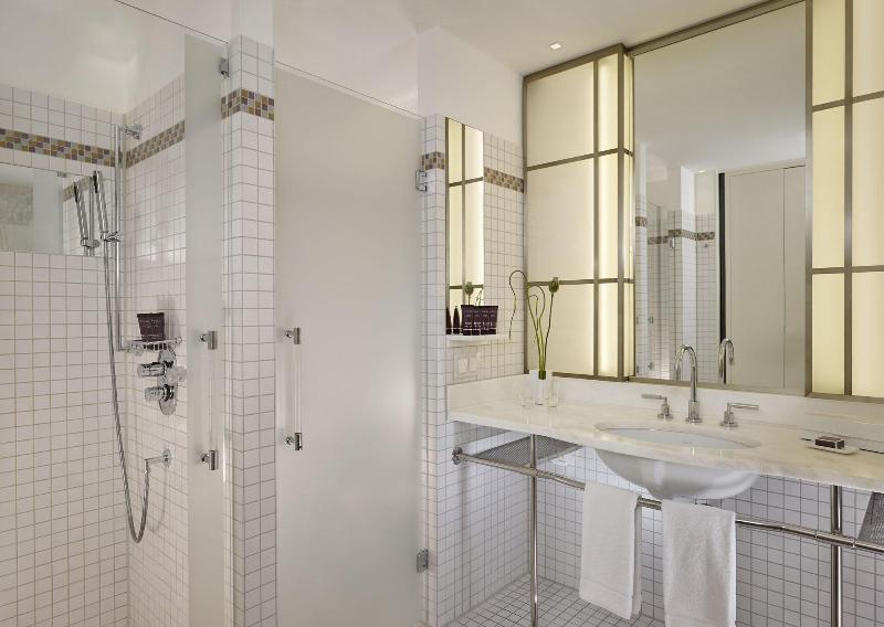 The Ritz-Carlton Wolfsburg - Oda