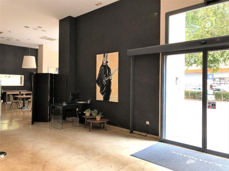 Plaza Picasso Apartamentos - Lobi