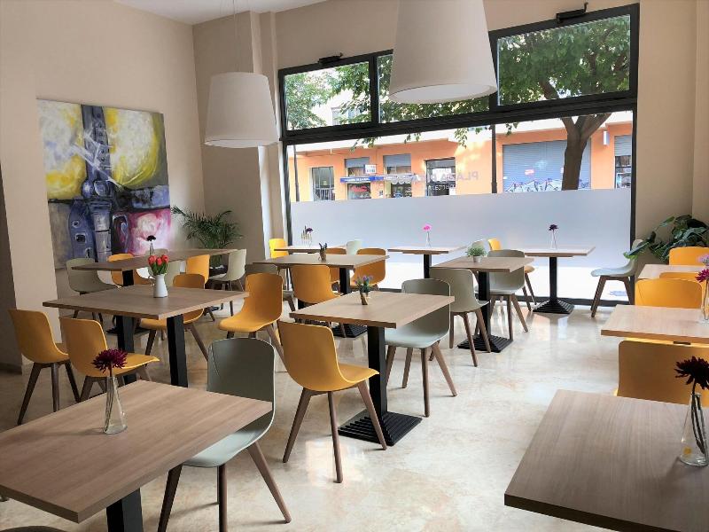 Plaza Picasso Apartamentos - Lobi