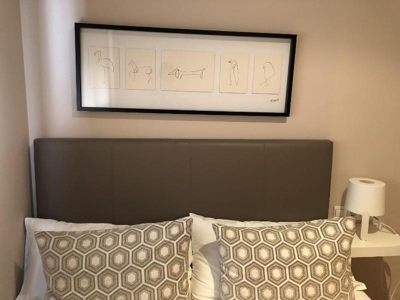 Plaza Picasso Apartamentos - Oda
