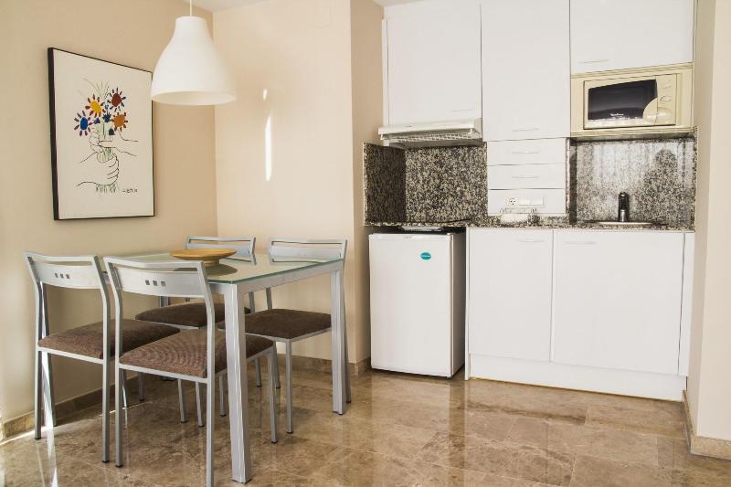 Plaza Picasso Apartamentos - Oda