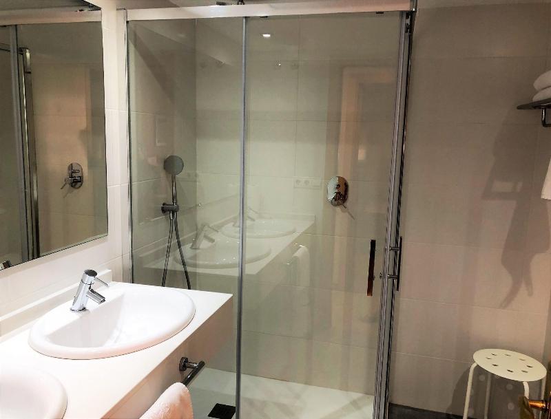 Plaza Picasso Apartamentos - Oda