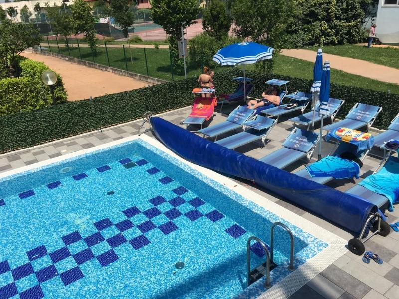 Villaggio Hemingway - Genel