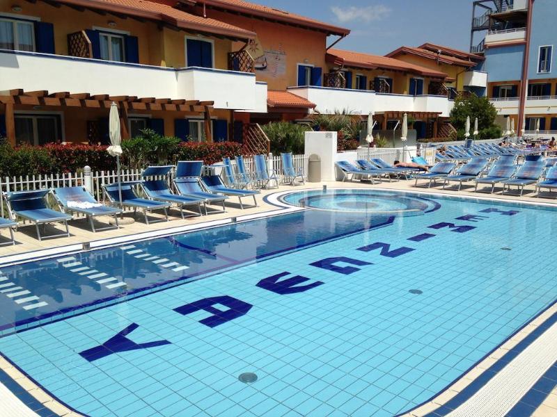 Villaggio Hemingway - Genel