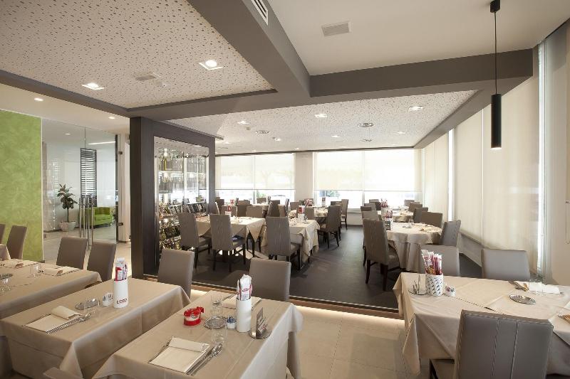 Derby - Restoran