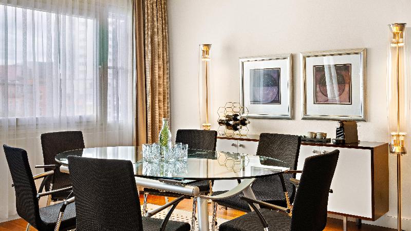 Crowne Plaza Berlin City Centre Ku'damm - Oda