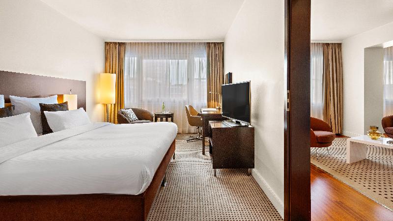 Crowne Plaza Berlin City Centre Ku'damm - Oda