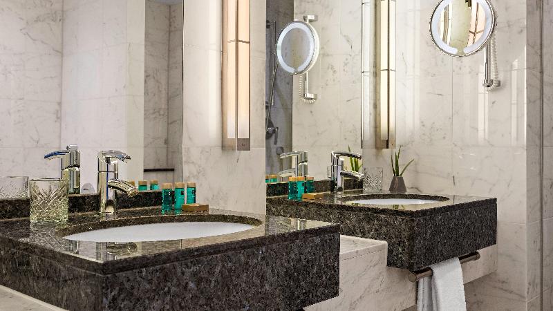 Crowne Plaza Berlin City Centre Ku'damm - Oda
