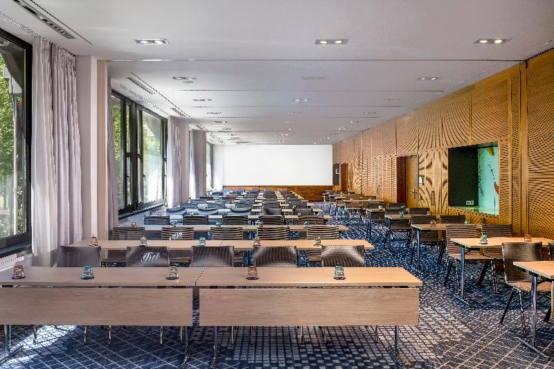 DoubleTree by Hilton Berlin Ku'damm - Toplantı