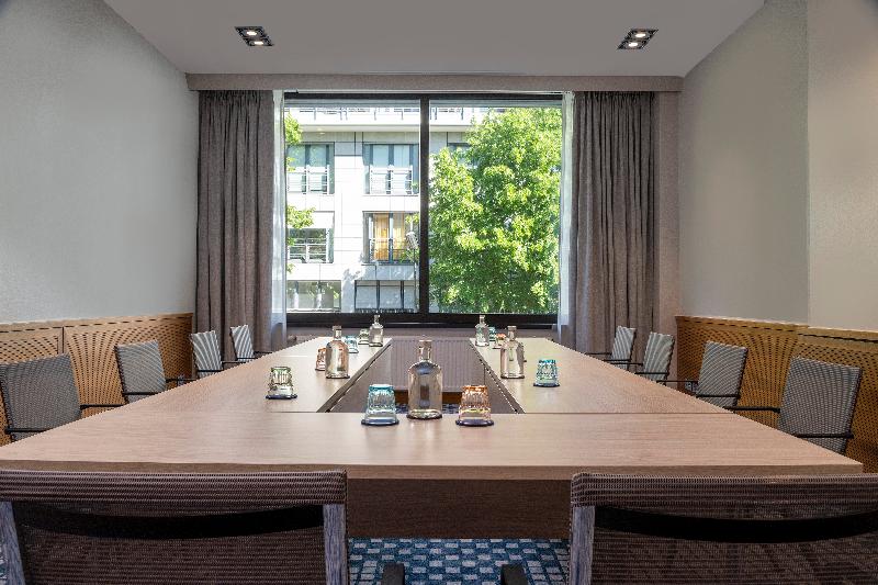 DoubleTree by Hilton Berlin Ku'damm - Toplantı