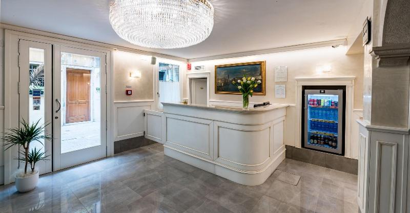Hotel Guerrini Venezia - Lobi