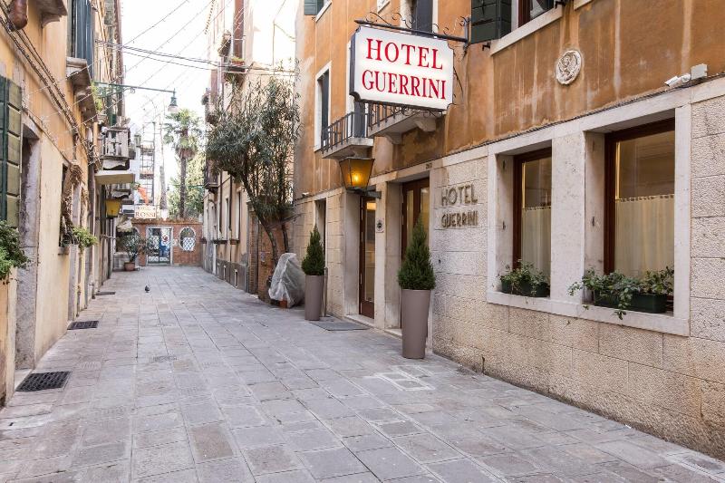Hotel Guerrini Venezia - Genel