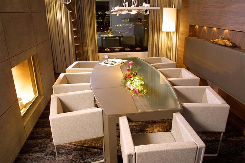 Sheraton Berlin Grand Hotel Esplanade - Genel