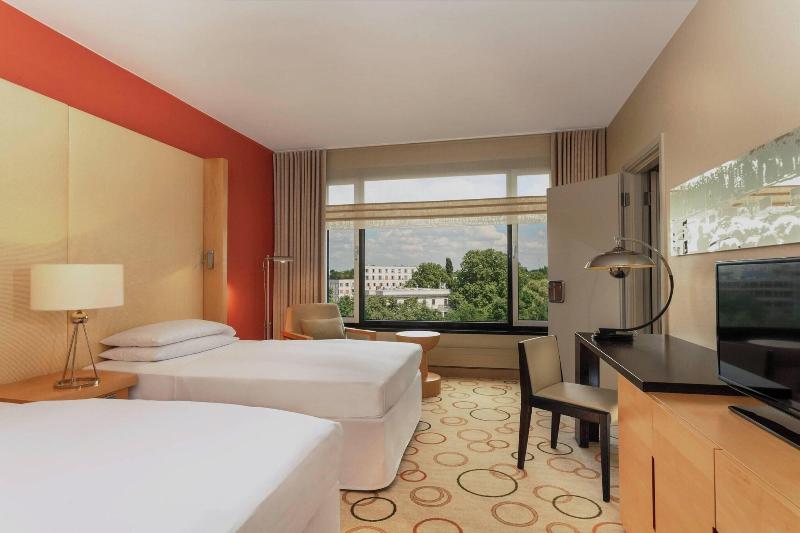 Sheraton Berlin Grand Hotel Esplanade - Oda