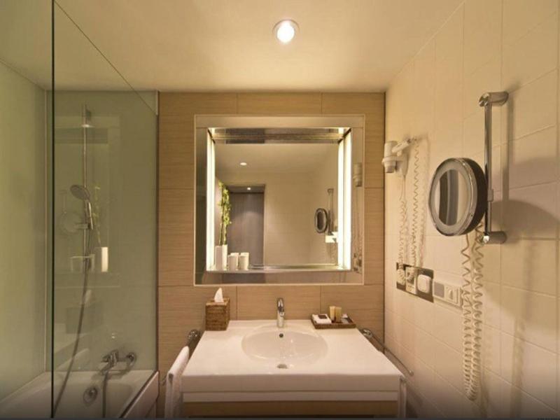 Sheraton Berlin Grand Hotel Esplanade - Oda