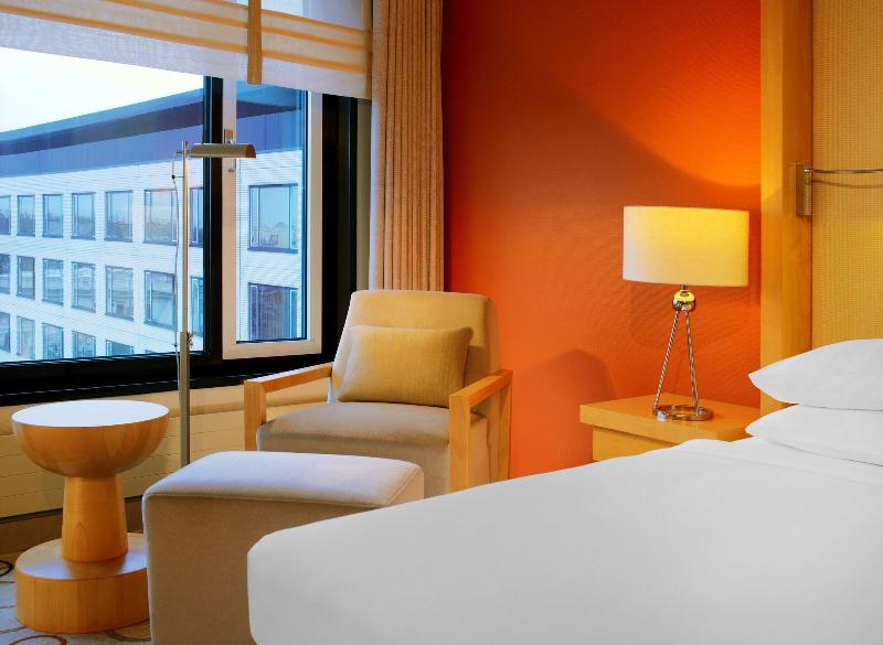 Sheraton Berlin Grand Hotel Esplanade - Oda