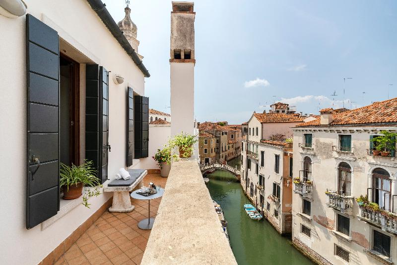 Palazzo Schiavoni Residenza d'Epoca - Oda