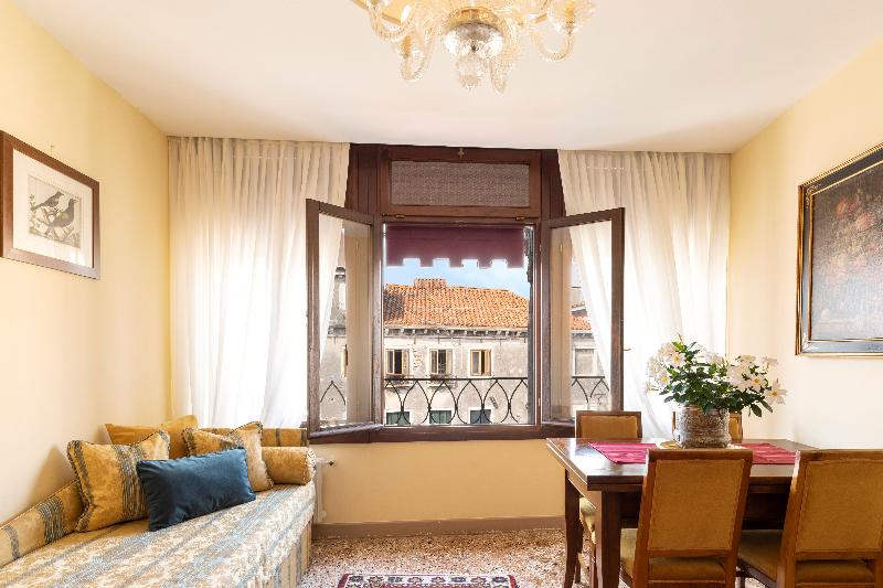 Palazzo Schiavoni Residenza d'Epoca - Oda