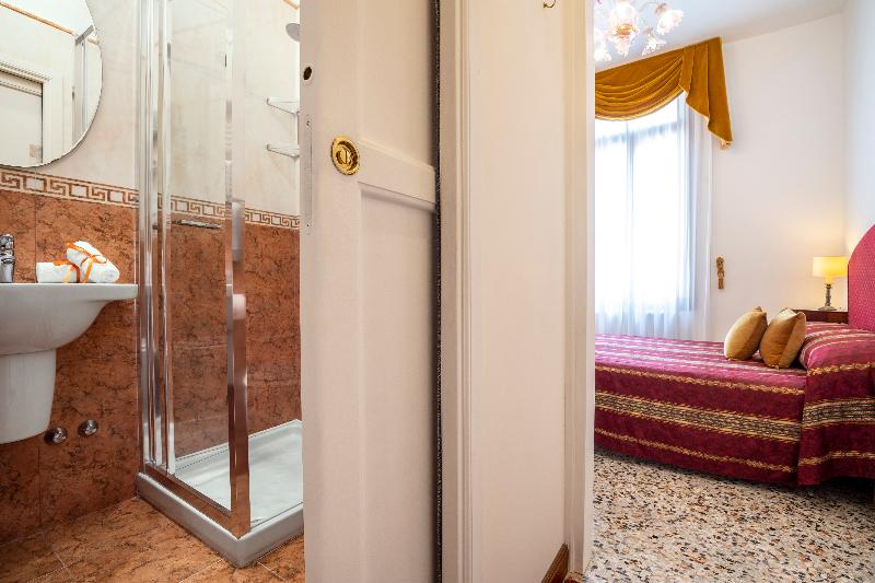 Palazzo Schiavoni Residenza d'Epoca - Oda