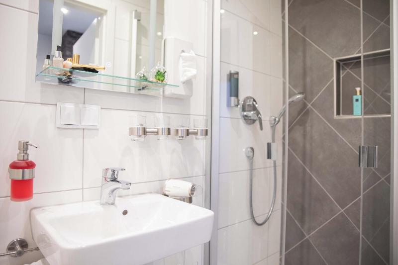 Regina - Genel