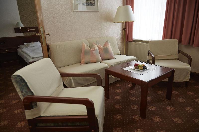 Flair Hotel Deutsches Haus - Oda
