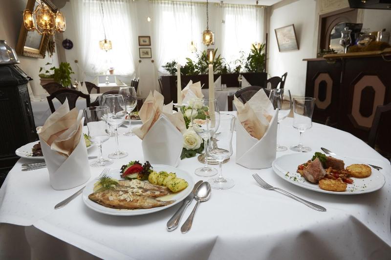 Flair Hotel Deutsches Haus - Restoran