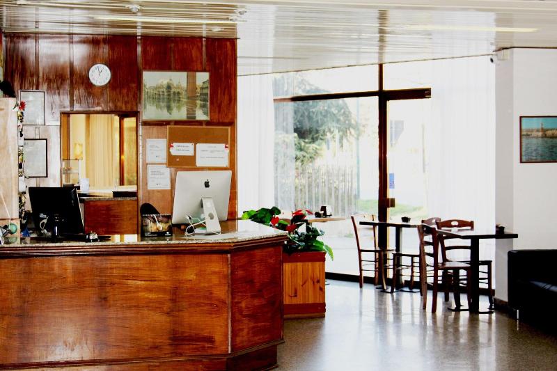 Colombo Hotel & Hostel For Backpackers - Genel
