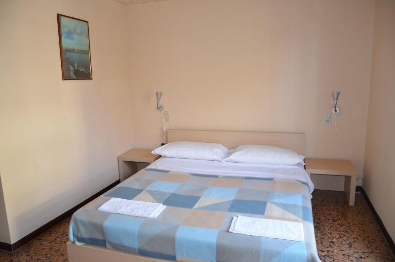 Colombo Hotel & Hostel For Backpackers - Oda