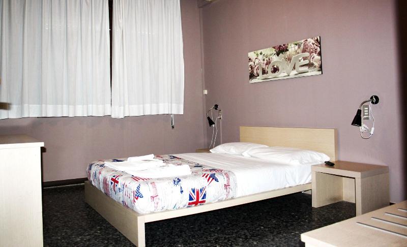 Colombo Hotel & Hostel For Backpackers - Oda