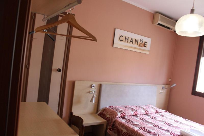 Colombo Hotel & Hostel For Backpackers - Oda