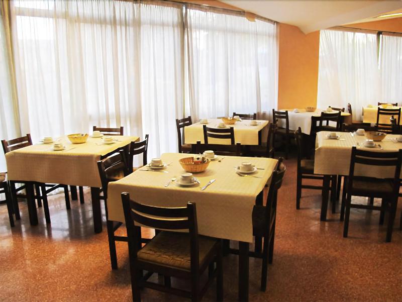 Colombo Hotel & Hostel For Backpackers - Restoran