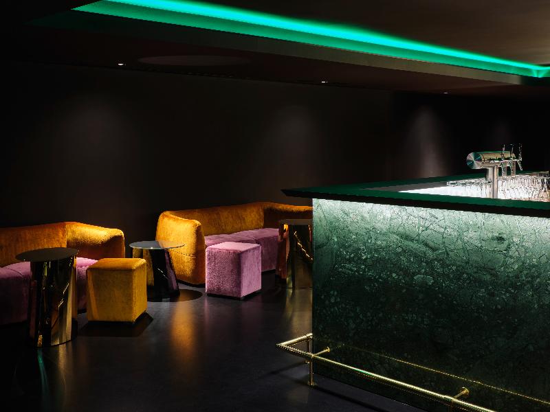 Estrel Hotel Berlin - Bar