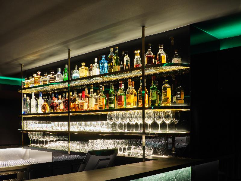 Estrel Hotel Berlin - Bar