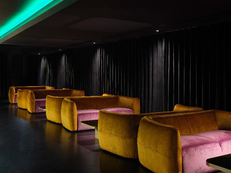 Estrel Hotel Berlin - Bar