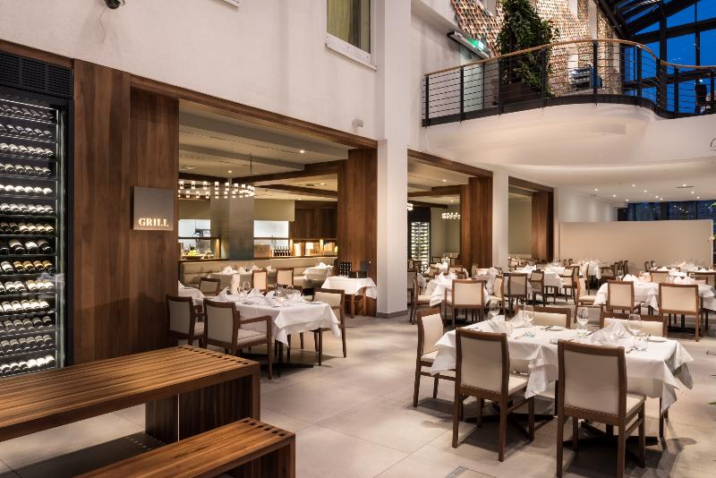 Estrel Hotel Berlin - Restoran