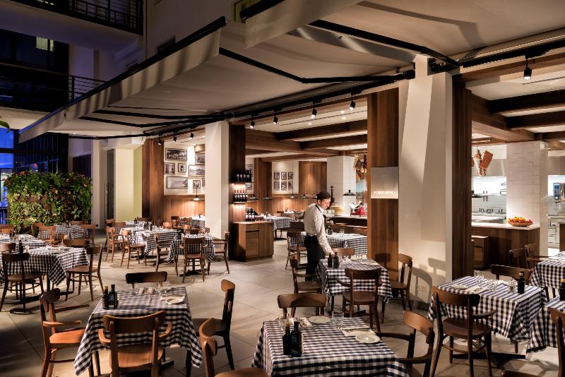 Estrel Hotel Berlin - Restoran