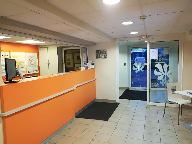 Premiere Classe Maubeuge - Lobi