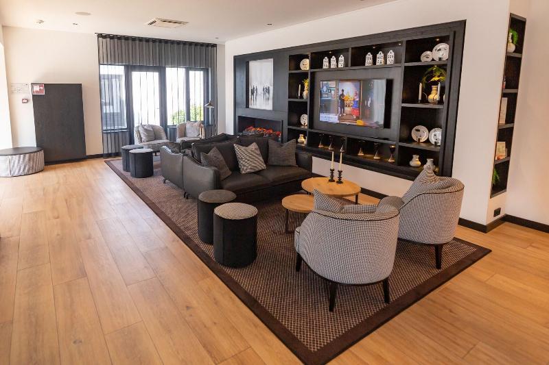 Gr8 Hotel Sevenum - Lobi