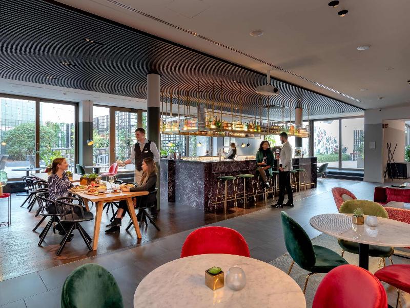 Mercure Hotel Wiesbaden City - Bar