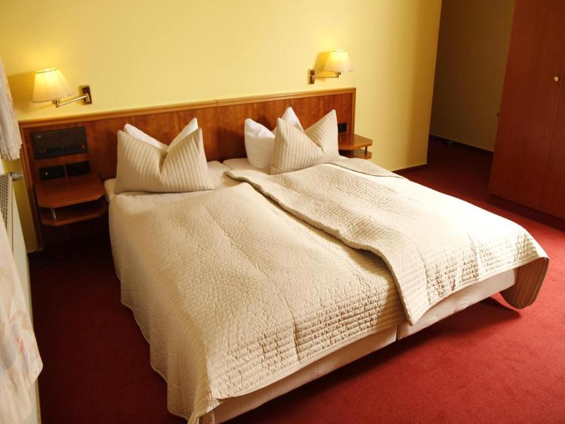 Brocki's Hotel Stadt Hamburg - Oda