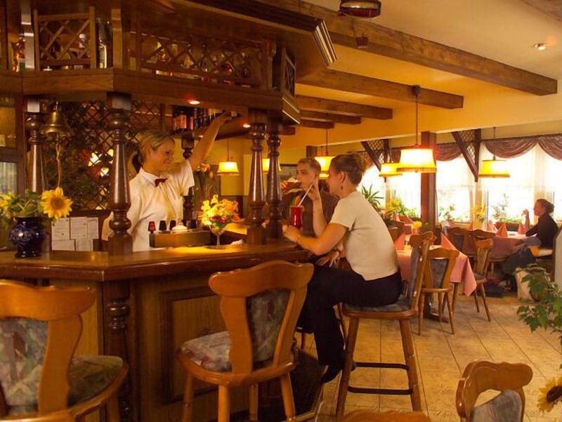 Hotel Im Ferienpark Retgendorf - Bar