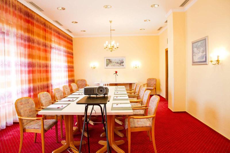 Amberger Top Hotel - Genel