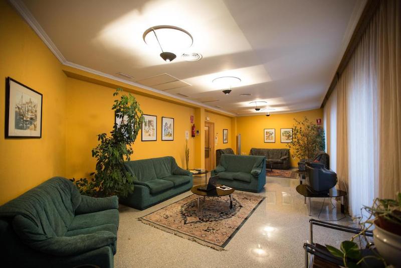 Hostal Paris - Genel