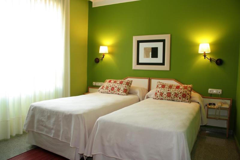 Hostal Paris - Genel
