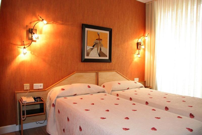 Hostal Paris - Genel