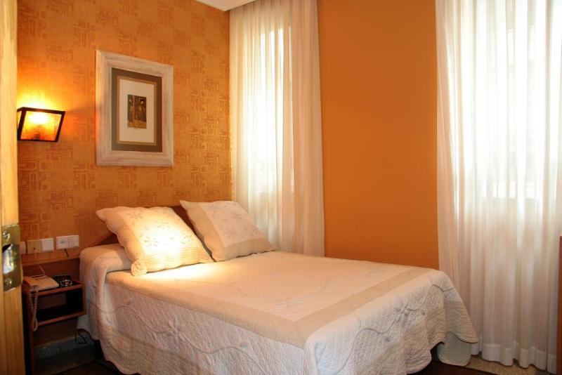 Hostal Paris - Genel