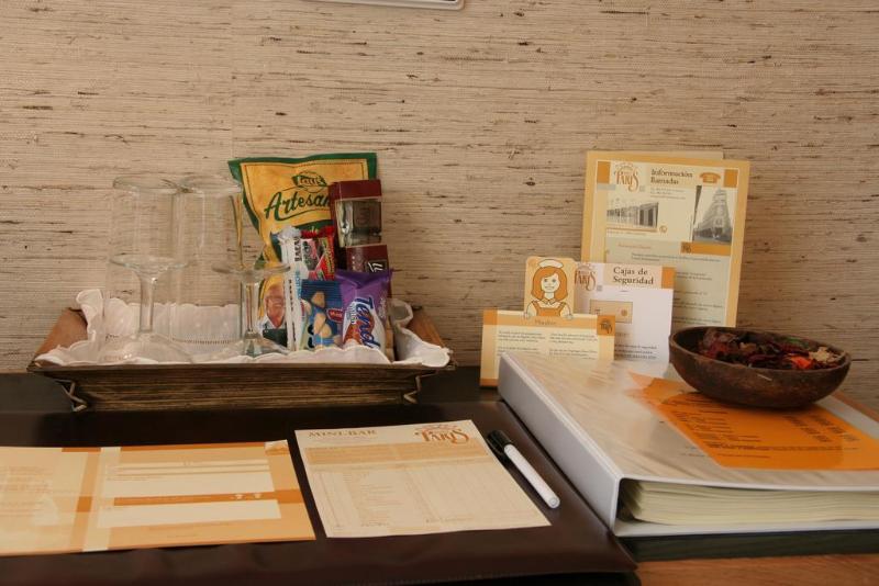 Hostal Paris - Genel